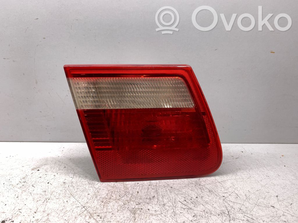 BMW 3 E46 Tailgate rear/tail lights 