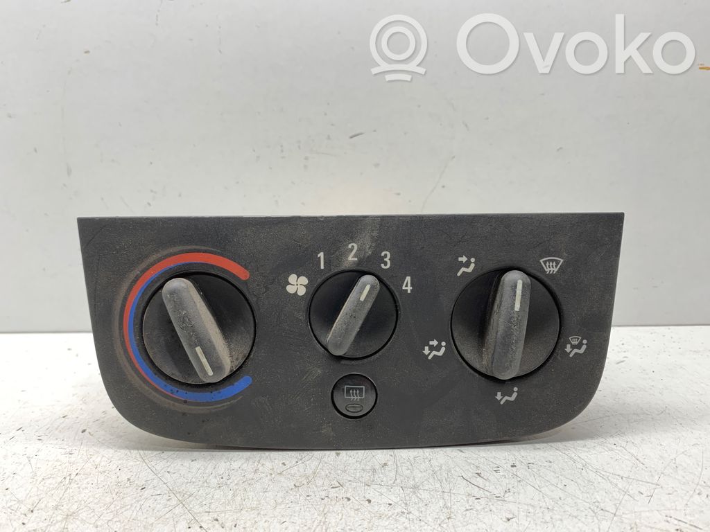 Opel Corsa B Climate control unit 