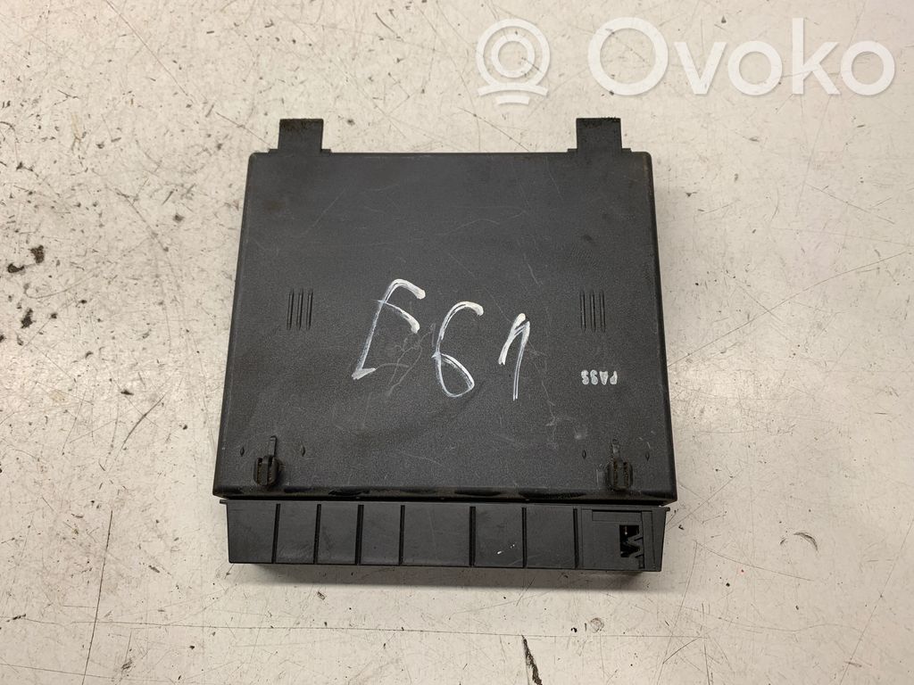 BMW 5 E60 E61 Seat control module 