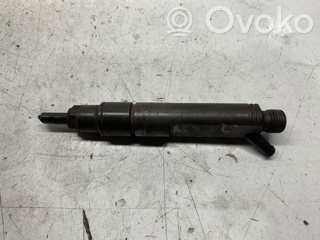 Audi A4 S4 B5 8D Inyector de combustible 