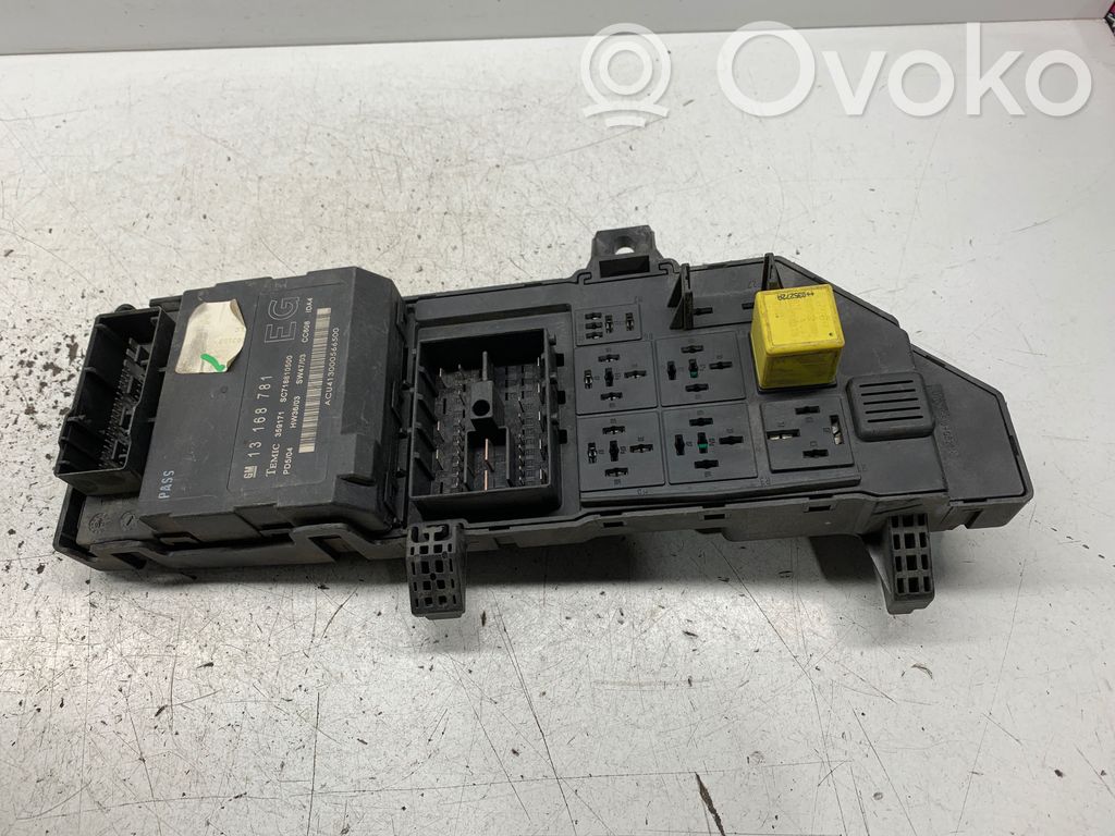 Opel Vectra C Módulo de fusible 