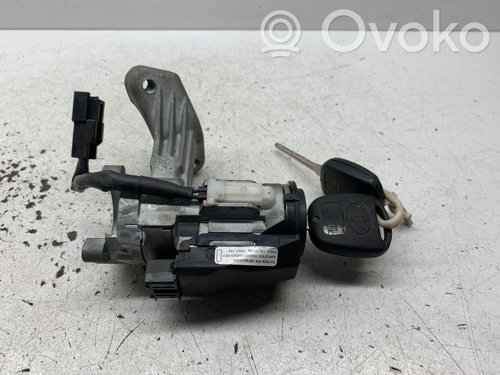 Toyota Corolla E120 E130 Ignition lock 