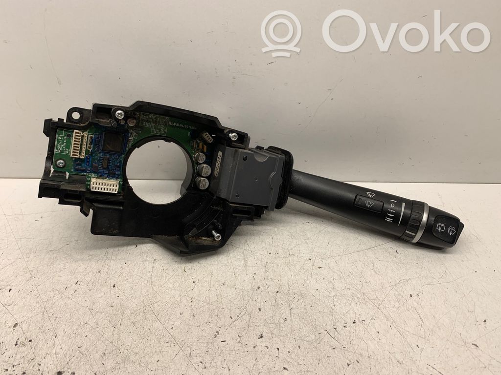 Volvo XC90 Wiper turn signal indicator stalk/switch 