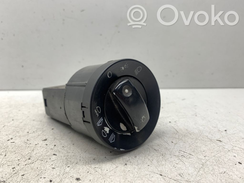 Audi A4 S4 B6 8E 8H Light switch 