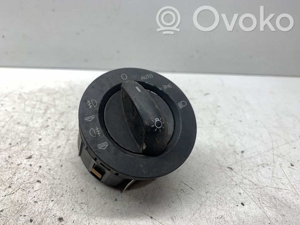 Audi A6 S6 C6 4F Light switch 