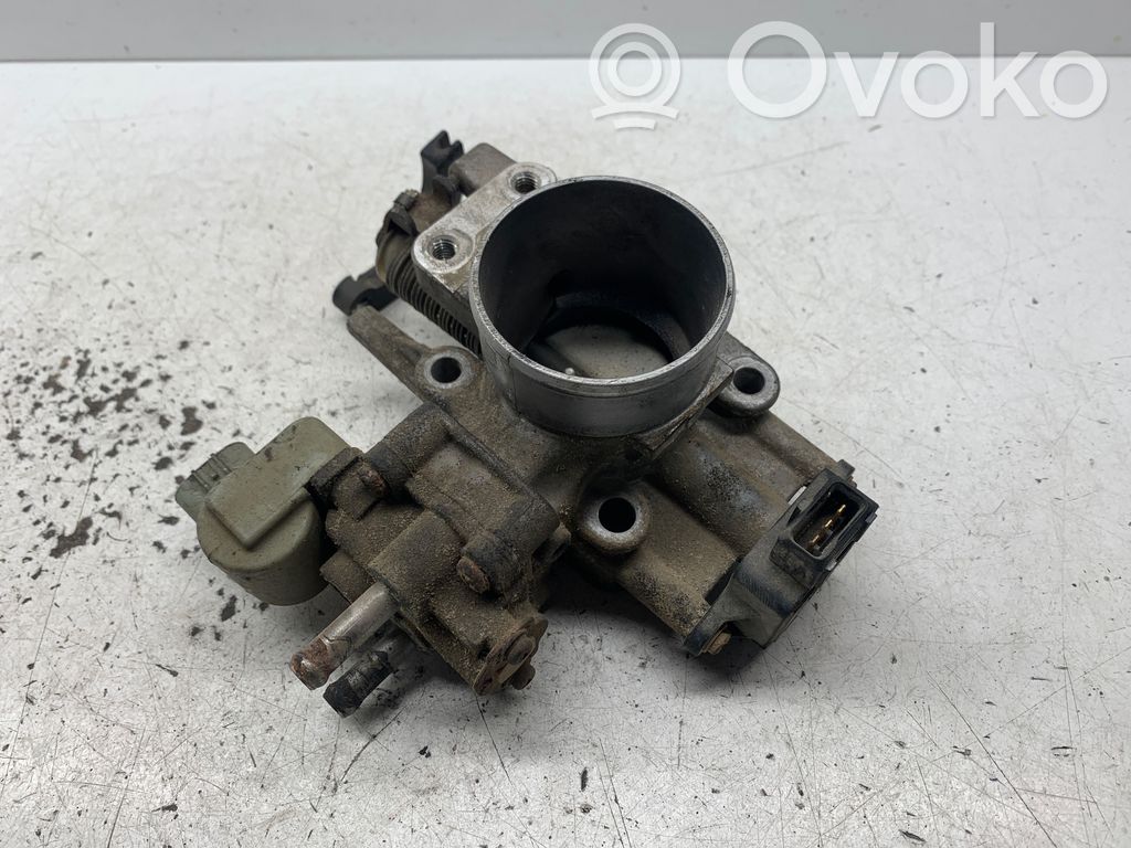 Toyota Avensis T220 Droselinė sklendė 