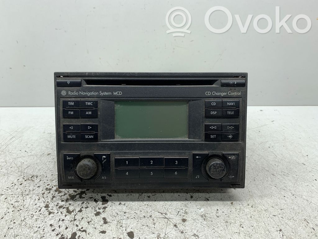 Volkswagen PASSAT B5 Panel / Radioodtwarzacz CD/DVD/GPS 
