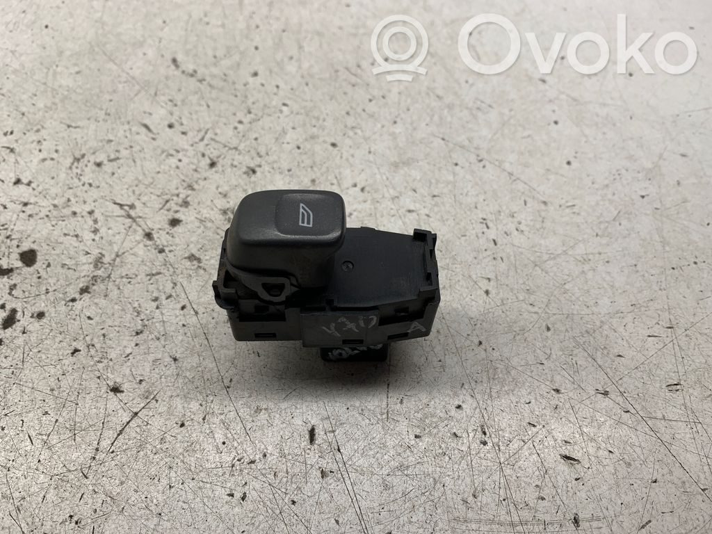 Electric window control switch   9472275,00W322