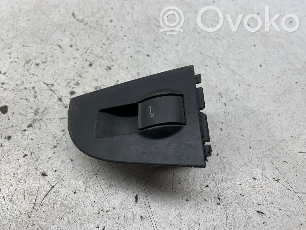 Audi A6 Allroad C5 Electric window control switch 