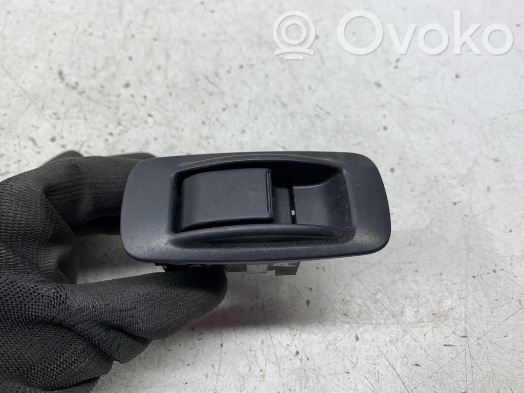 Toyota Corolla Verso E121 Elektrinių langų jungtukas 