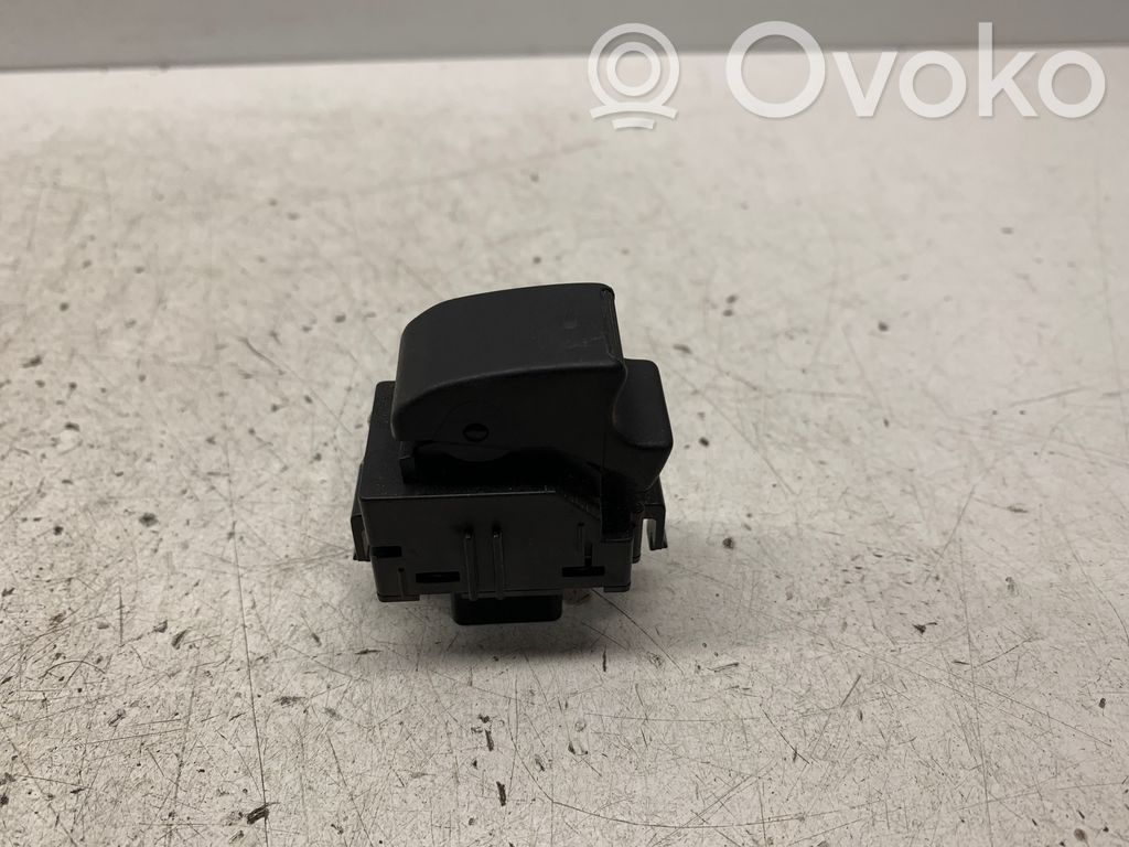 Toyota Corolla E120 E130 Electric window control switch 