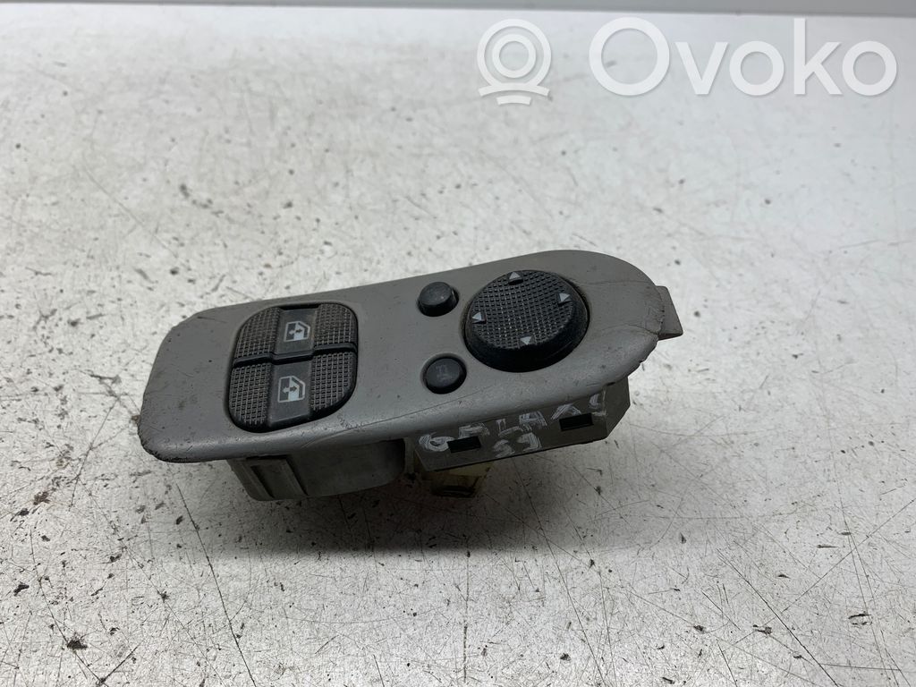 Electric window control switch   7M0867255C