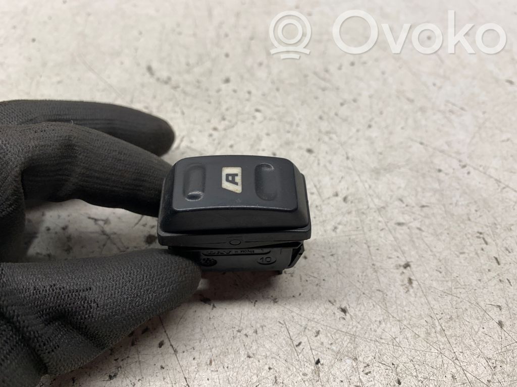 Citroen Xsara Picasso Electric window control switch 