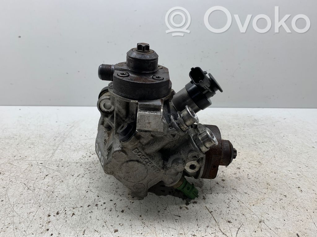 Volvo V70 Fuel injection high pressure pump 