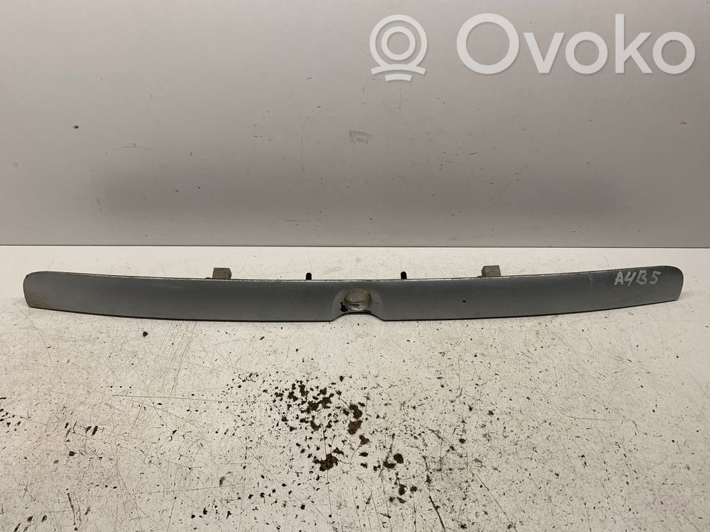 Audi A4 S4 B5 8D Éclairage de plaque d'immatriculation 