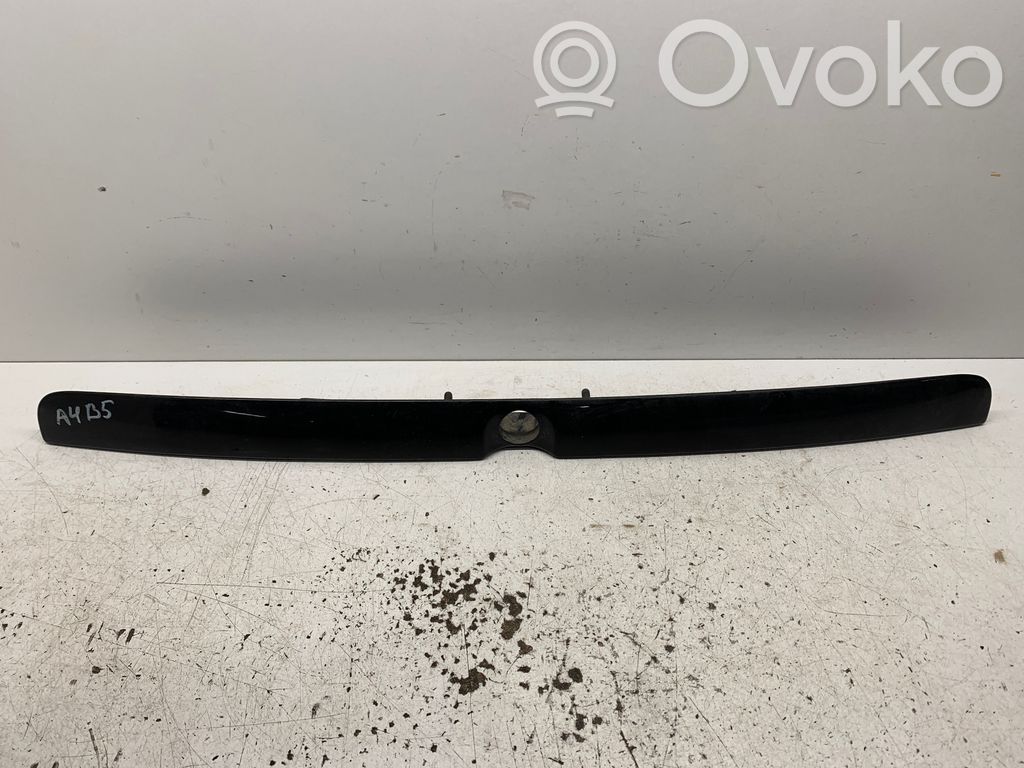 Audi A4 S4 B5 8D Éclairage de plaque d'immatriculation 