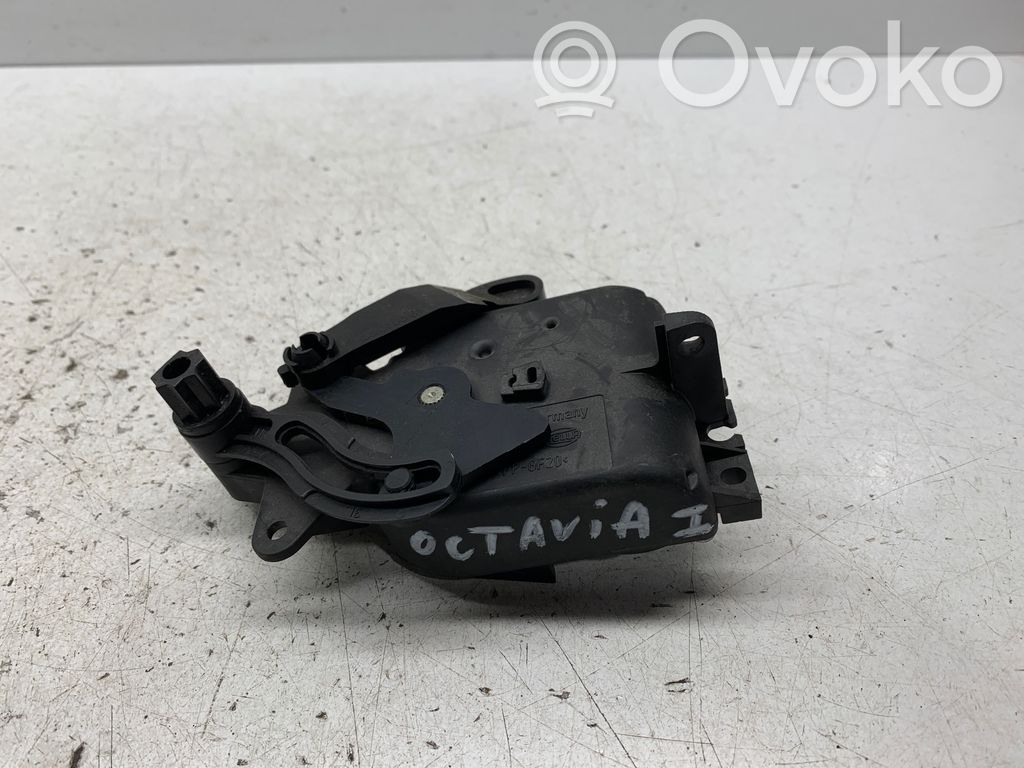 Skoda Octavia Mk1 (1U) Tuloilmaventtiilin käyttömoottori 