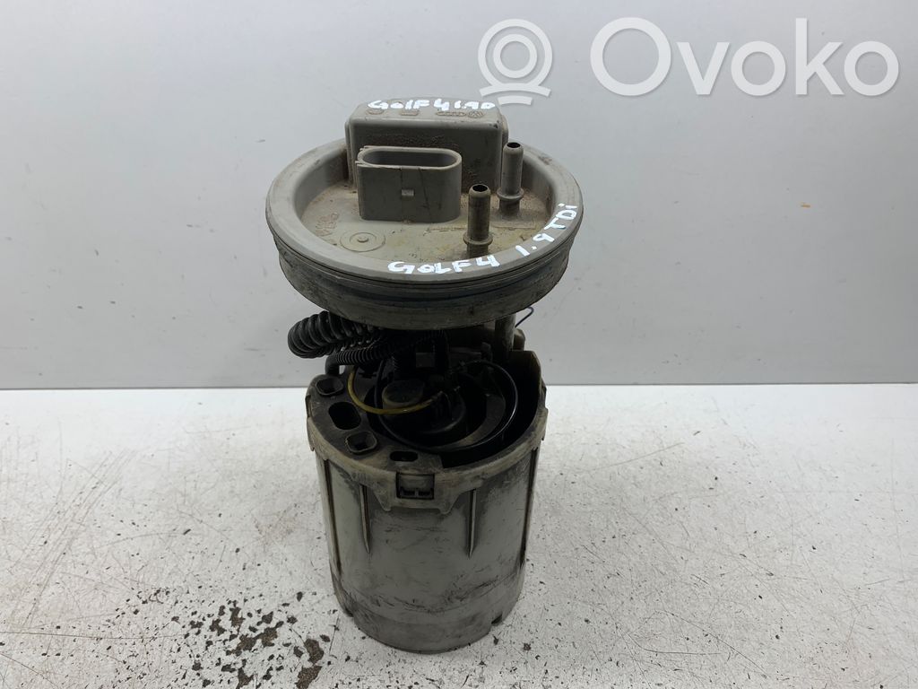 Volkswagen Golf IV Bomba interna de combustible 