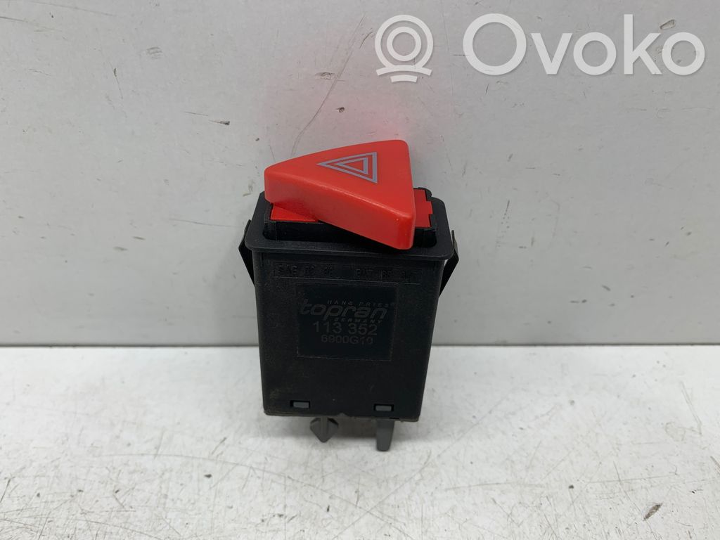 Skoda Octavia Mk1 (1U) Hazard light switch 