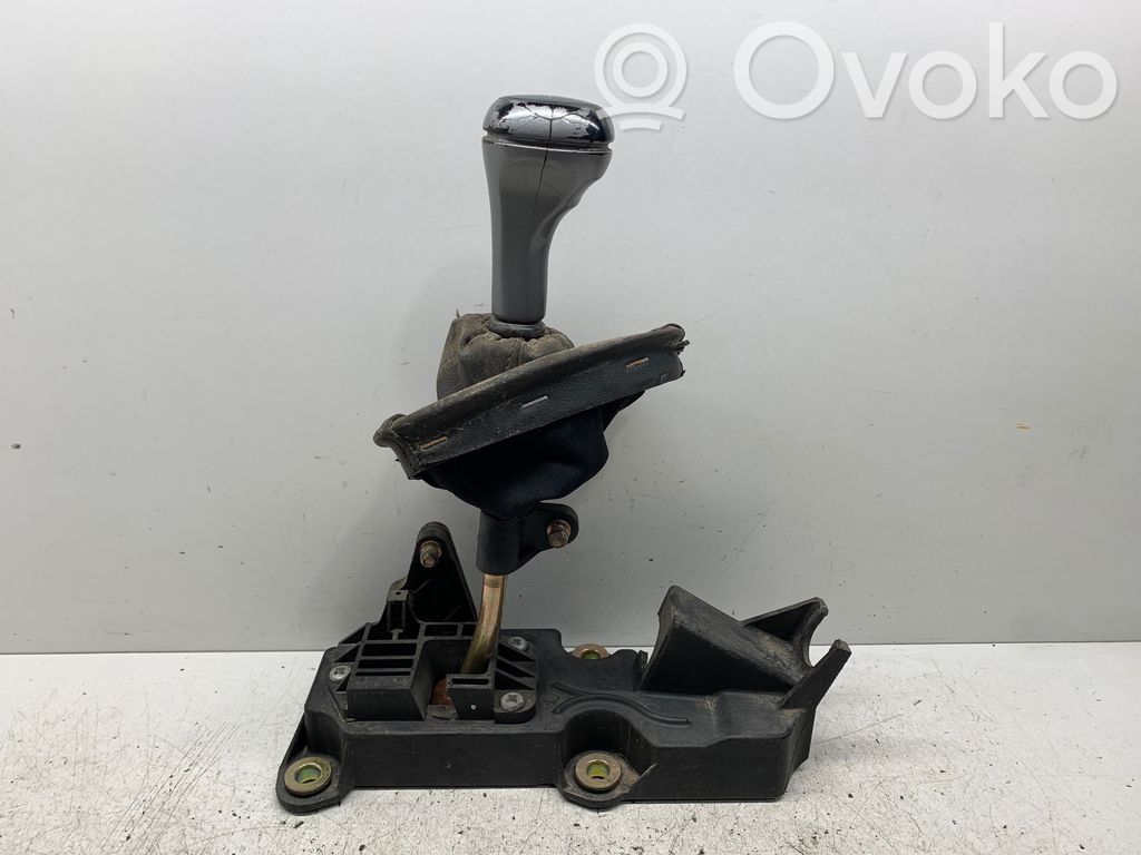 Ford Focus Gear shifter/selector 