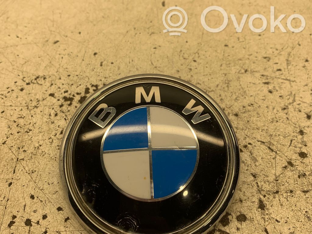 BMW X3 E83 Apdaila bagažinės dangčio (komplektas) 