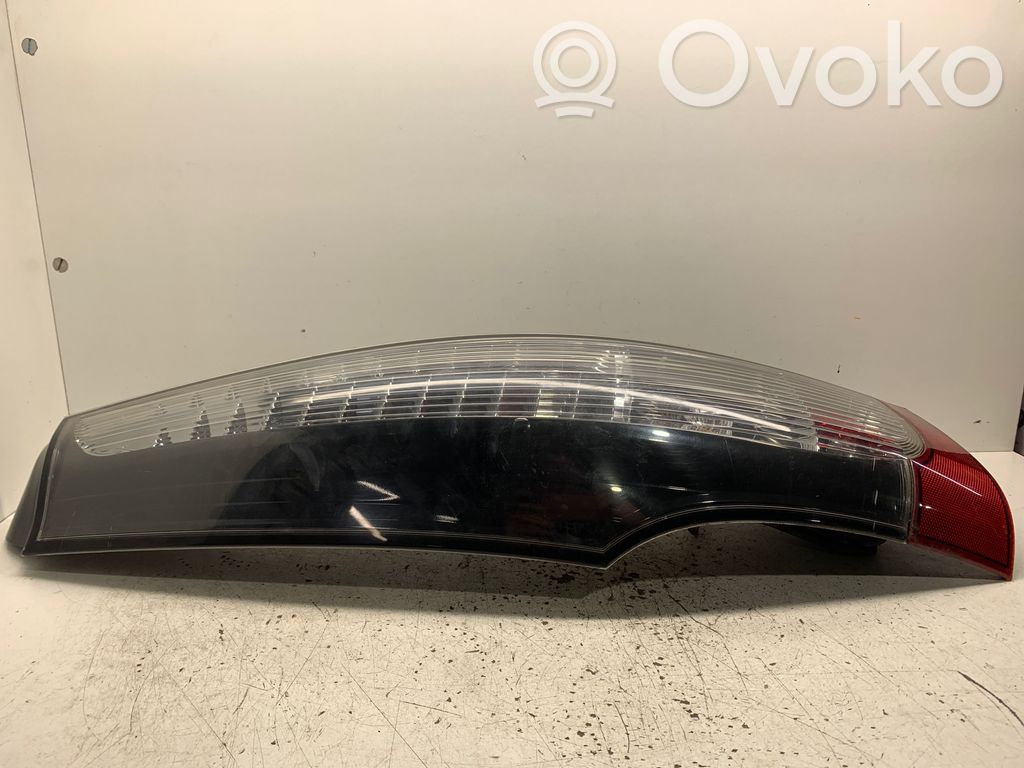 Mitsubishi Grandis Rear/tail lights 
