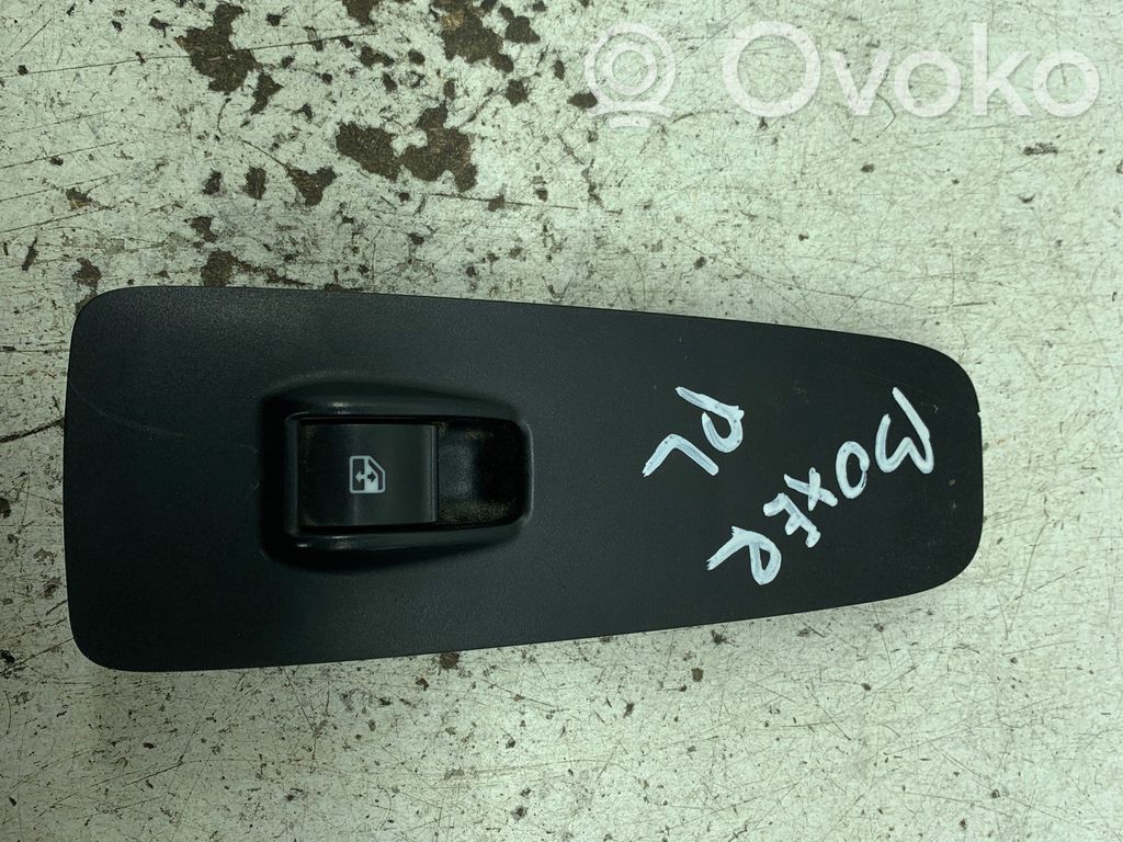 Peugeot Boxer Electric window control switch 