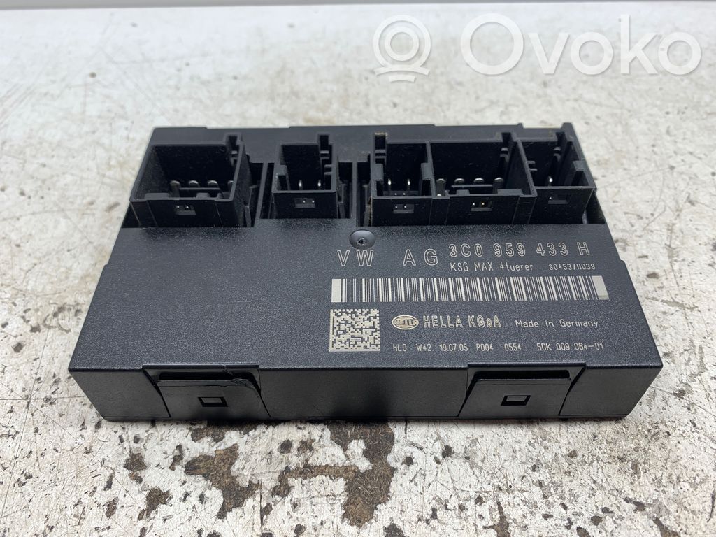 Volkswagen PASSAT B6 Comfort/convenience module 