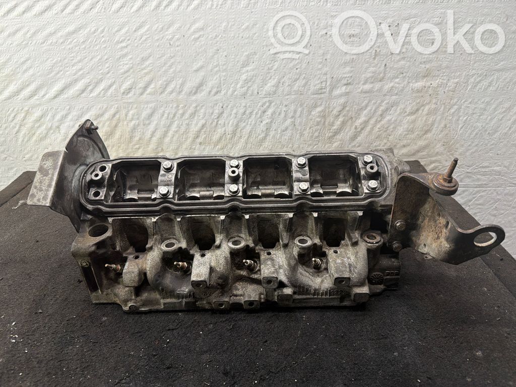 Renault Trafic II (X83) Engine head 