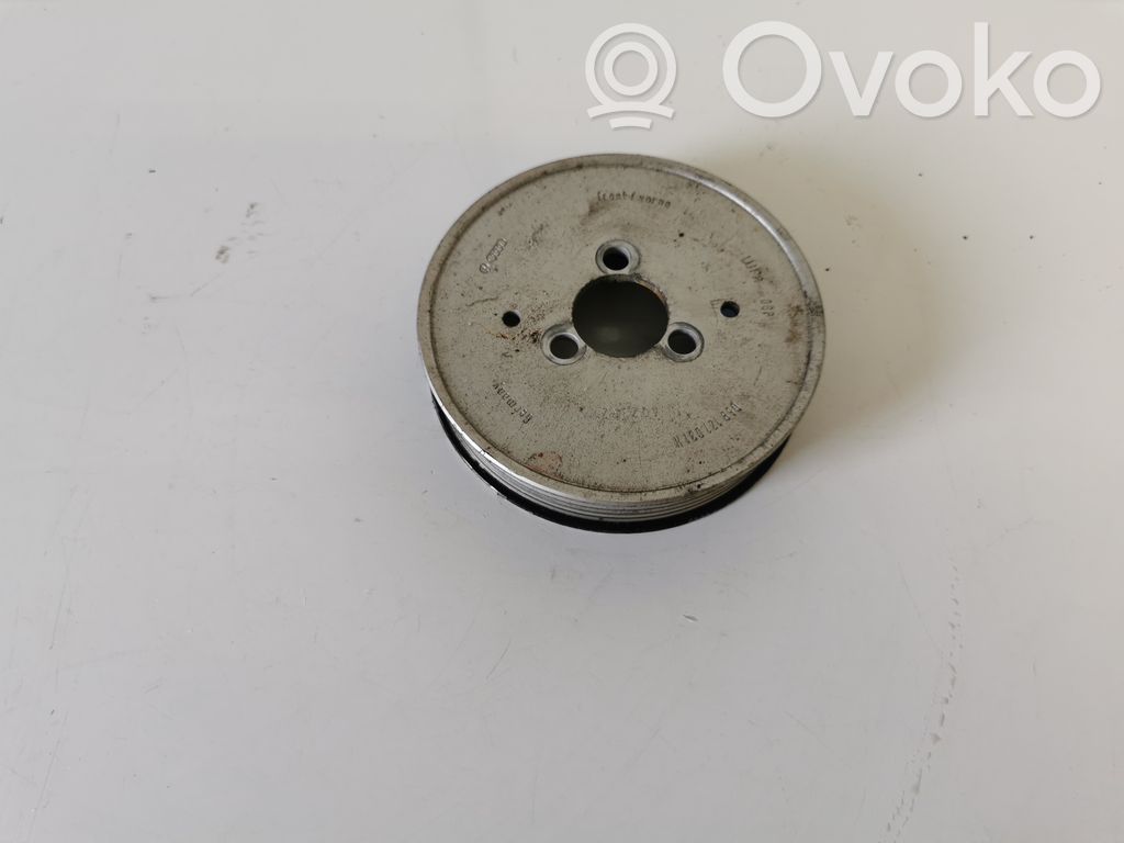 Polea de la bomba de agua   059121031H