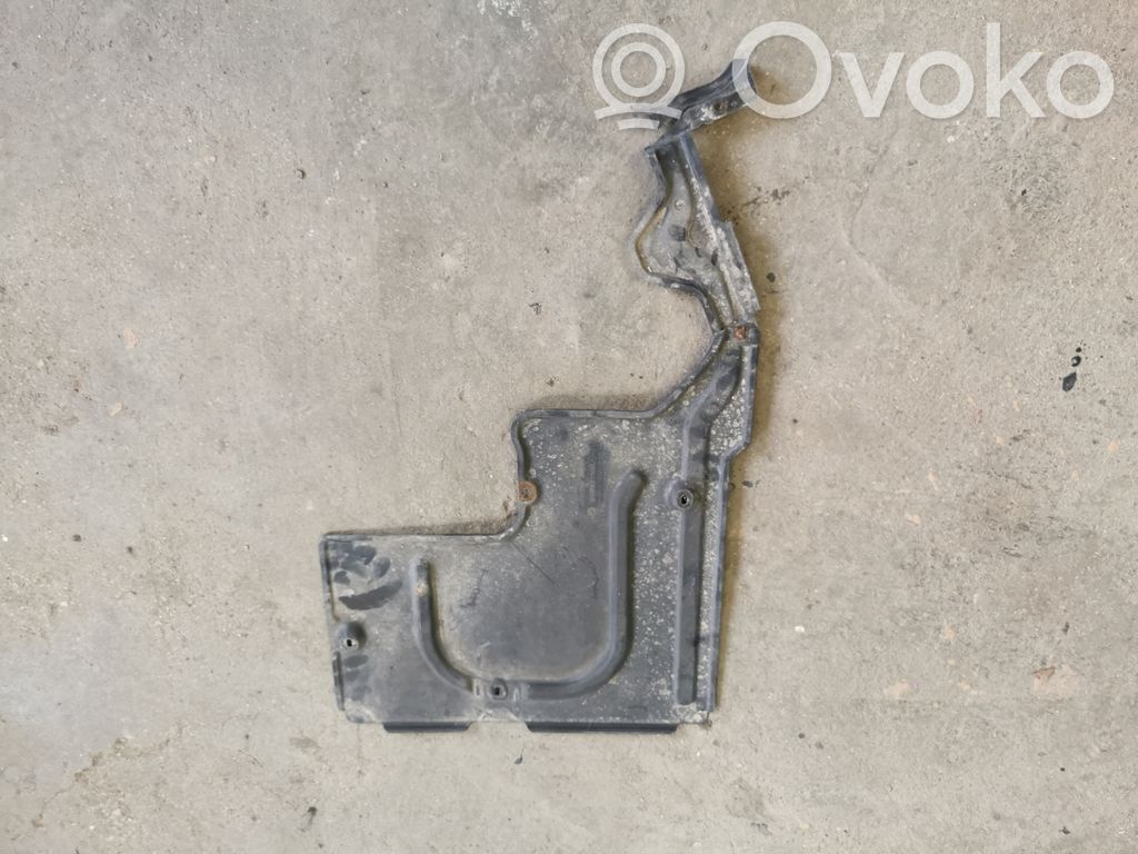 BMW 7 E65 E66 Protection inférieure latérale 