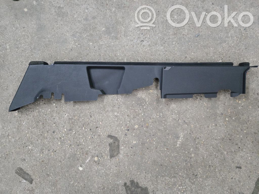 Audi Q7 4M Osłona tylna tunelu środkowego 