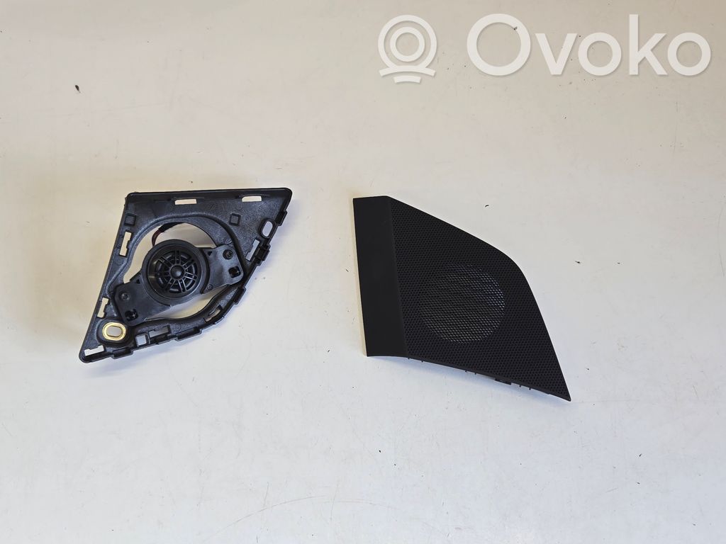 Audi Q8 Altavoz del panel 