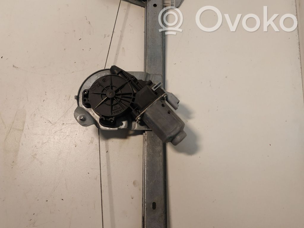 Toyota Aygo AB10 Priekinio lango pakelėjo varikliukas 
