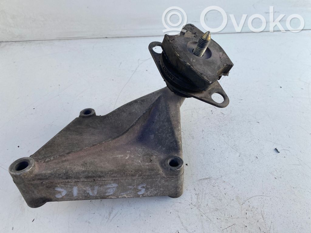 Renault Scenic I Engine mounting bracket 