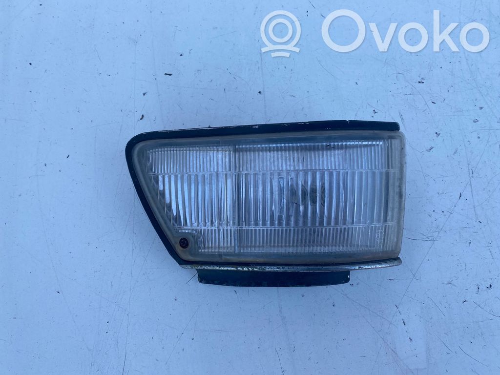 Front indicator light   31833090B