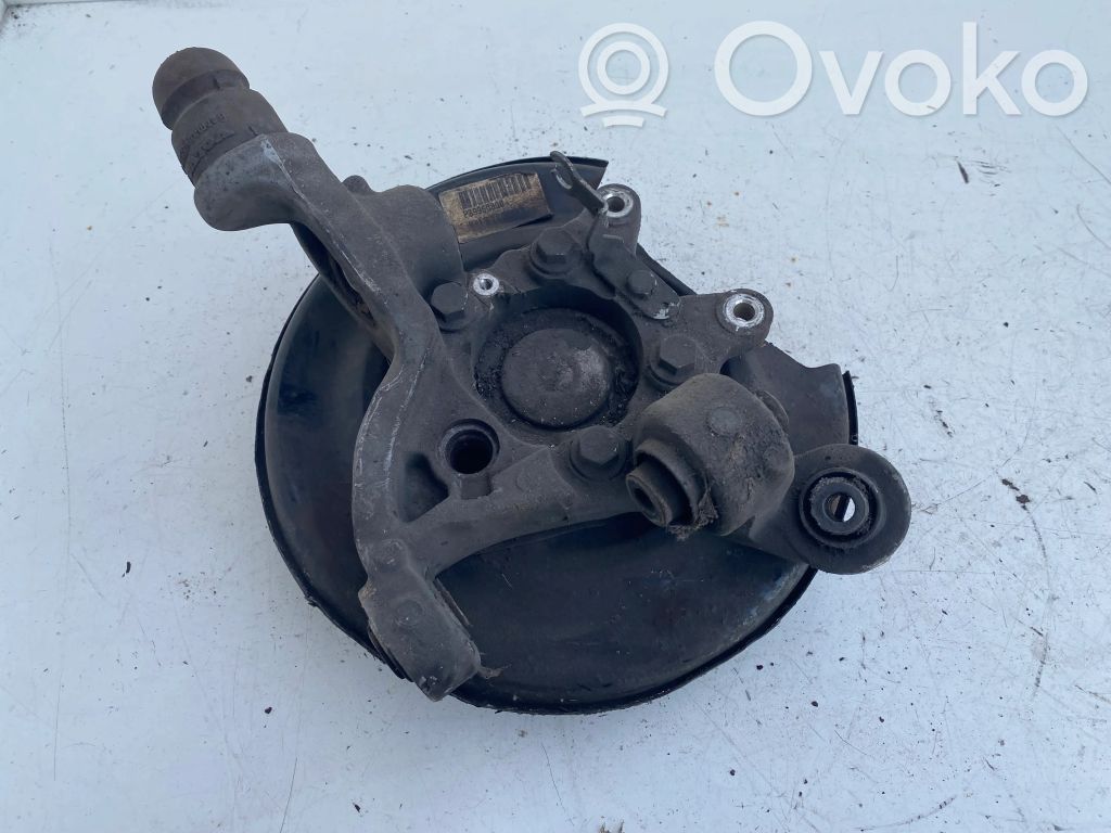 Volvo V70 Cubo de rueda trasera 