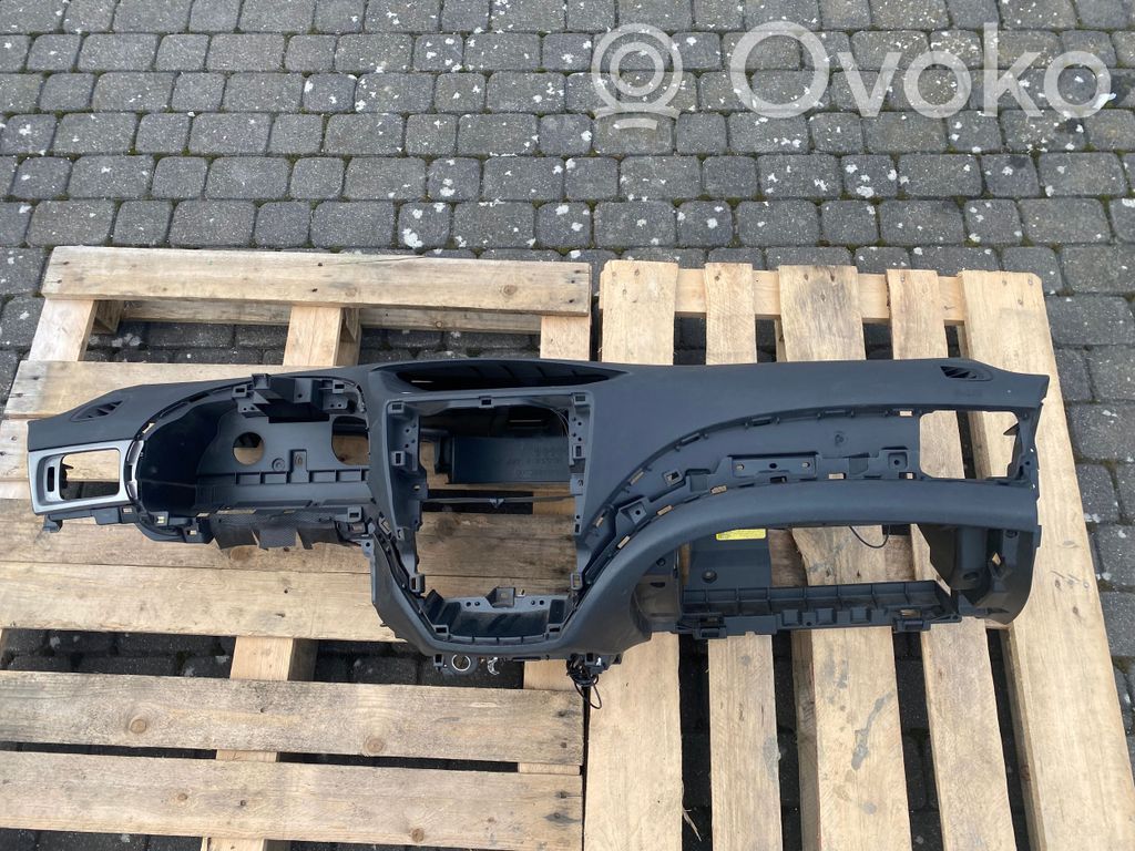 Subaru Forester SH Dashboard 
