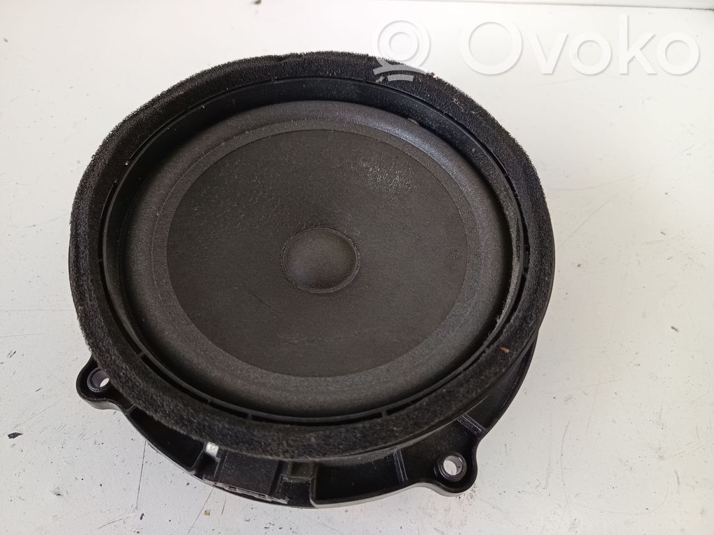 Land Rover Discovery 3 - LR3 Front door speaker 
