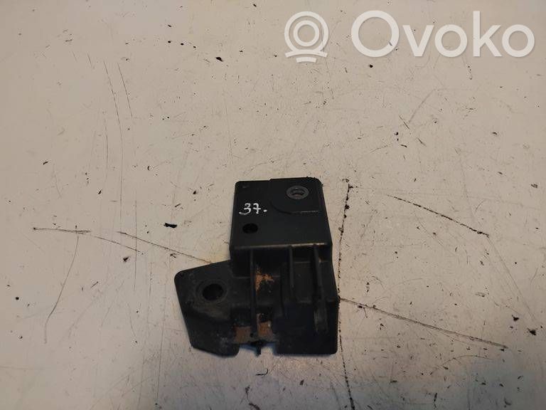 Tesla Model S Front bumper mounting bracket 