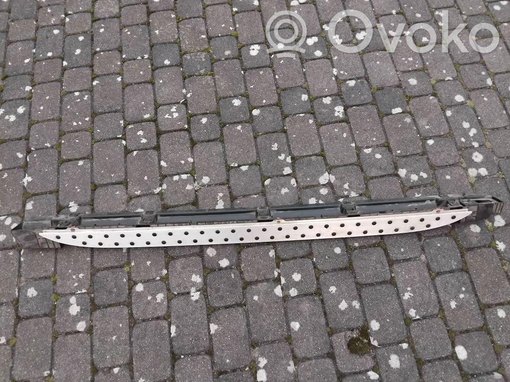 BMW X3 E83 Sill 