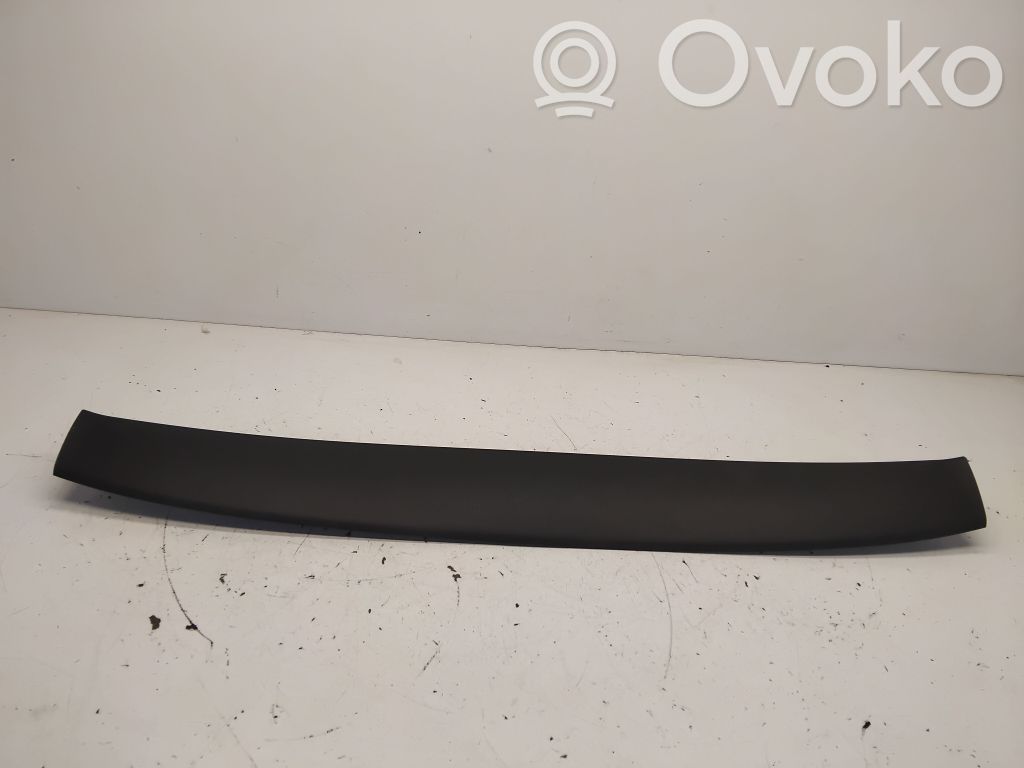 KIA Ceed Tailgate/trunk upper cover trim 