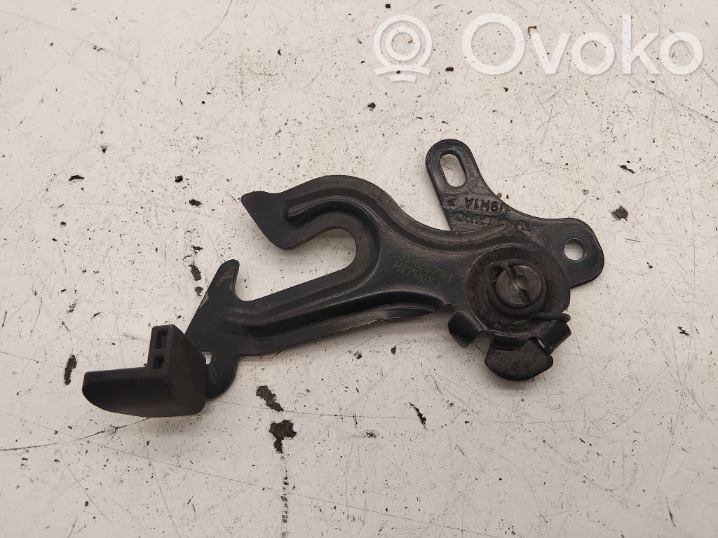 Volvo V60 Engine bonnet (hood) release handle 