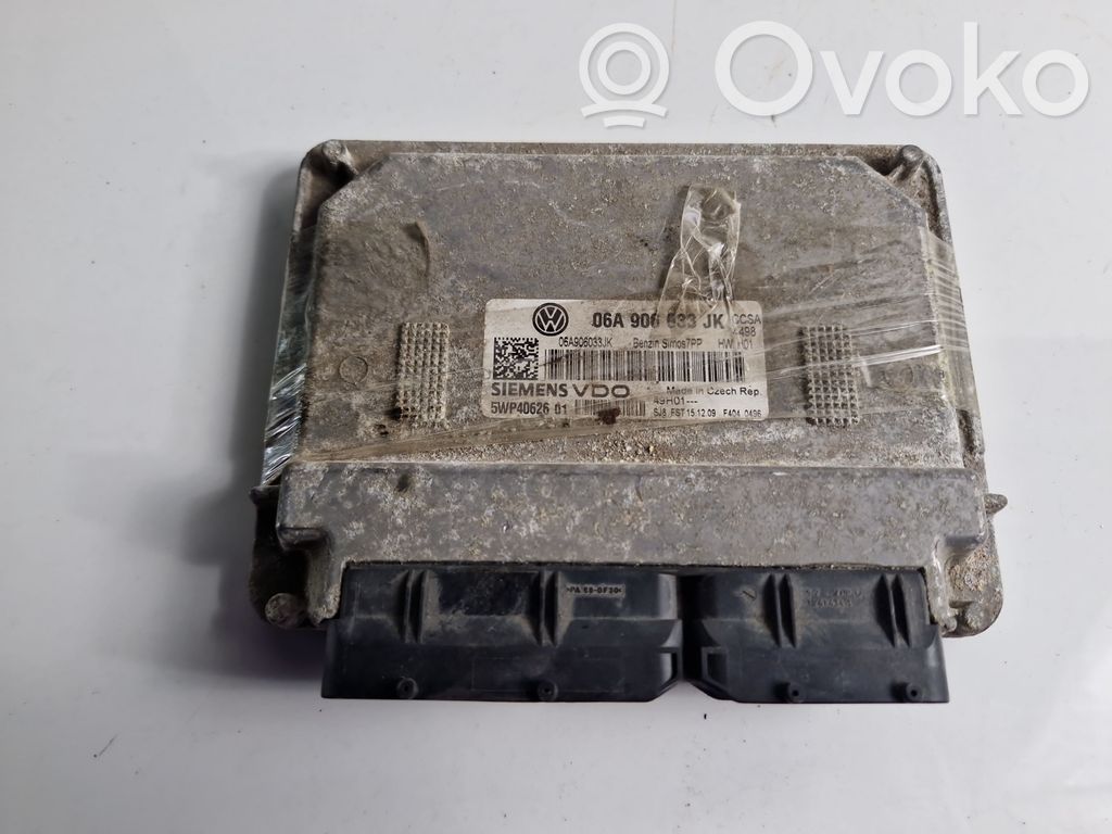 Engine control unit/module   06A906033JK,5WP4062601