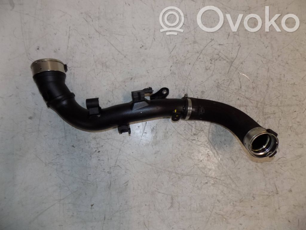 Volvo XC60 Intercooler hose/pipe 