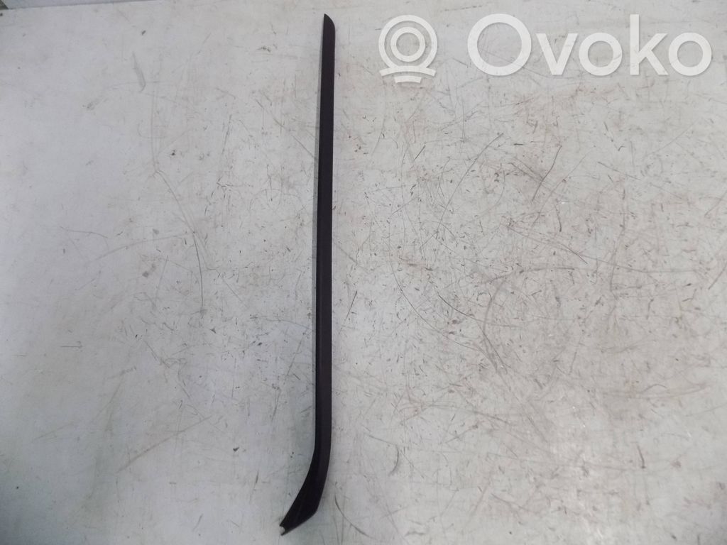 Audi e-tron Windshield trim 