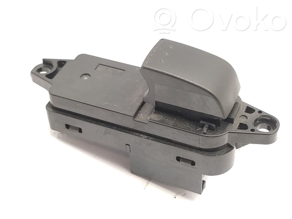 Electric window control switch   C23566370