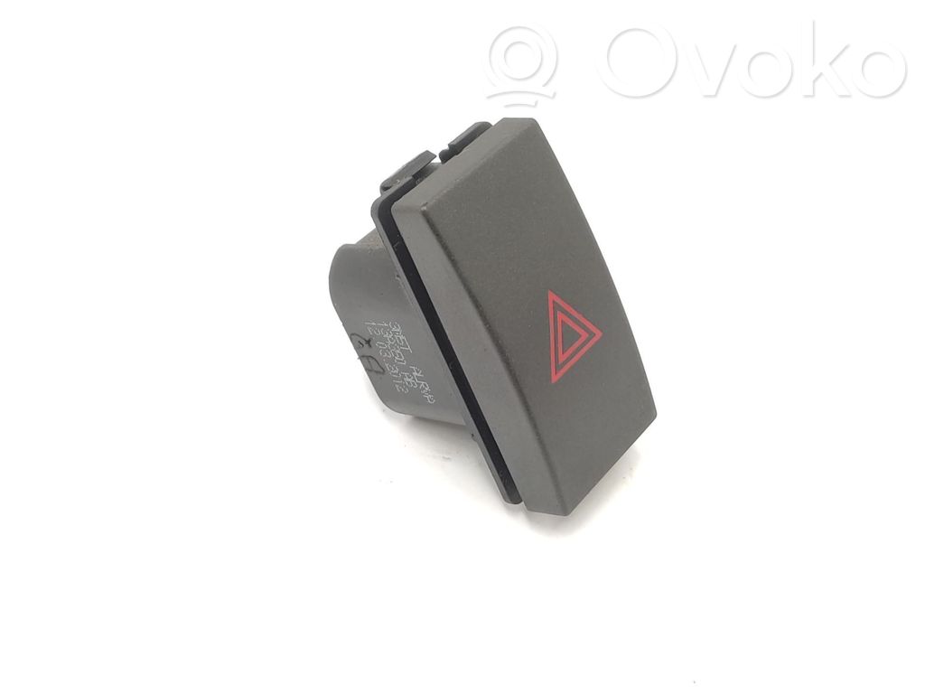 Botón interruptor de luz de peligro   3M5T13A350AB,1222988
