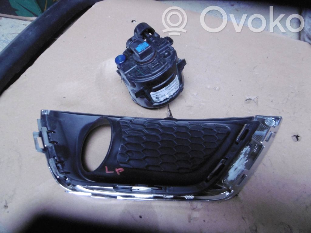 Etusumuvalon ritilä   68199324AA,A2C84260300