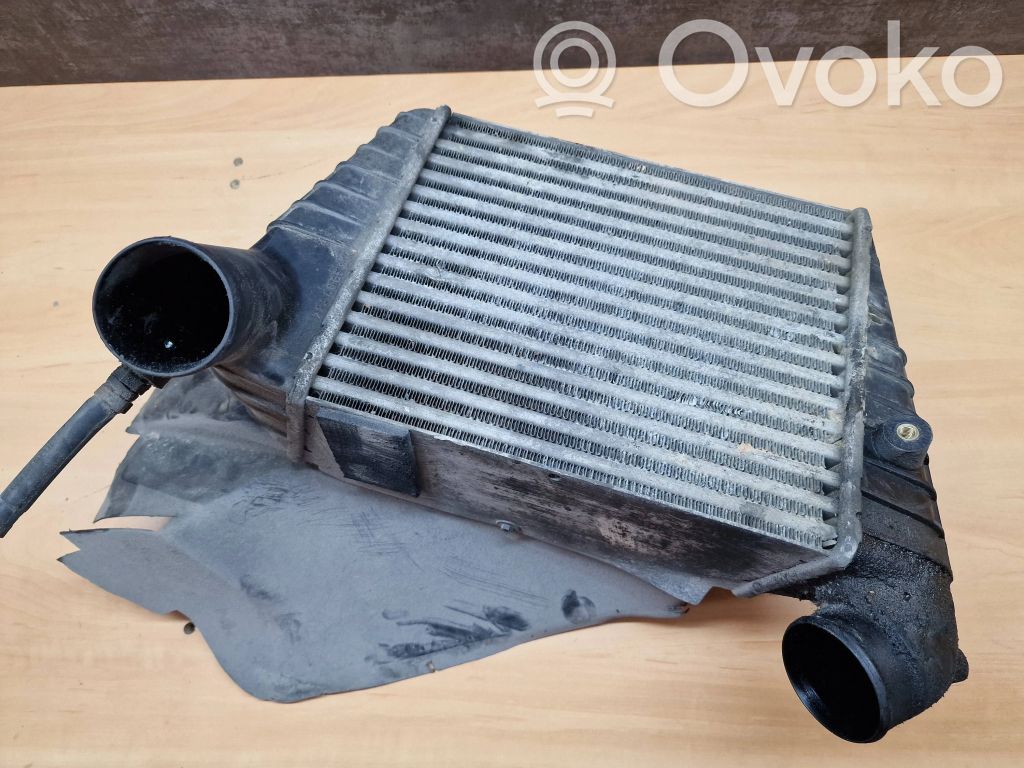 Audi A6 S6 C4 4A Chłodnica powietrza doładowującego / Intercooler 